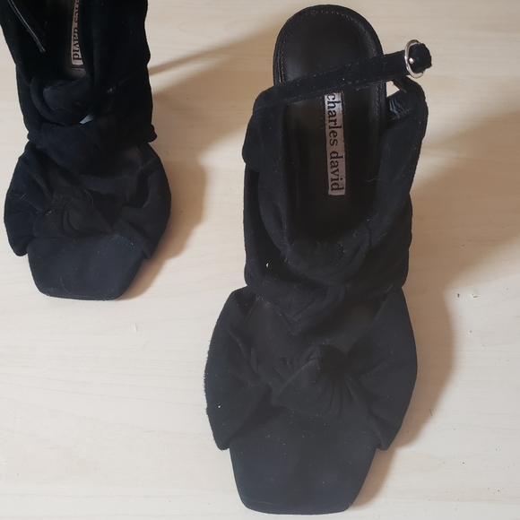 Black Suede 'Vinnie' Knotted Slingback Sandal by Charles David SIZE 8 - Picture 9 of 14